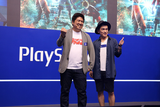 婕敾涓昏绌胯秺鍒扮幇瀹炰笘鐣屾潵鎶ヤ粐,婕敾浜虹墿璺戝埌鐜板疄涓栫晫