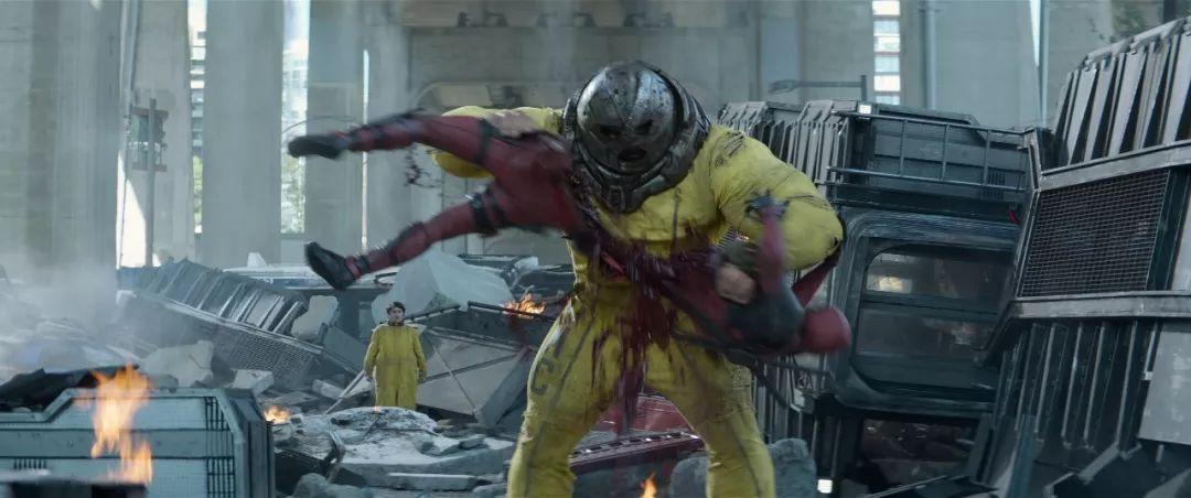 绿灯侠导演看到死侍2的彩蛋,死侍2最催人泪下的彩蛋