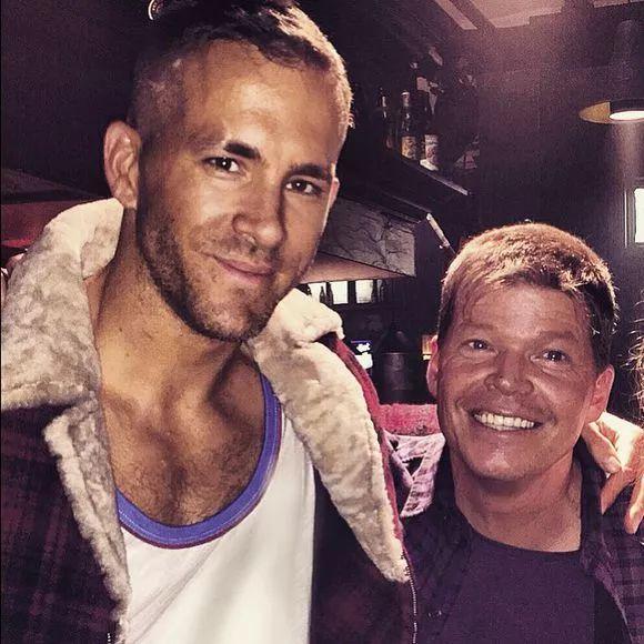 绿灯侠导演看到死侍2的彩蛋,死侍2最催人泪下的彩蛋