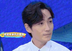 朱一龙自己采访自己尬聊,朱一龙自己尬聊