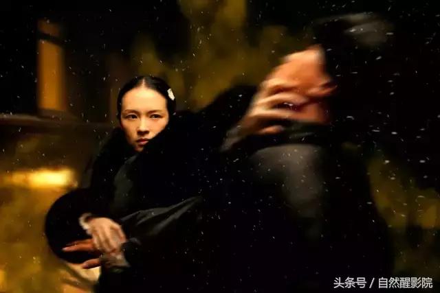 这位“大*子骗**”，虐过多少“小鲜肉”