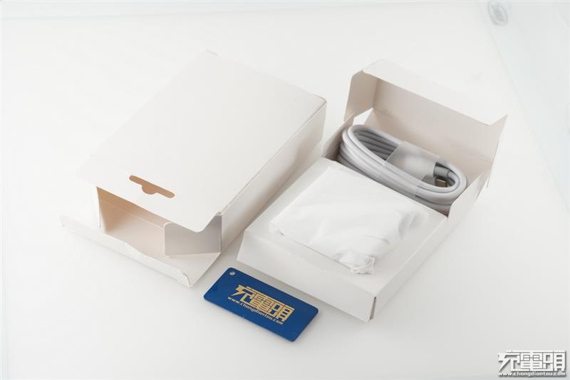 thinkplususb-c适配器65w,小米电源适配器拆解教程