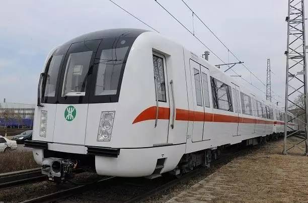 在深圳买房的都是人才,在深圳买车买房的人