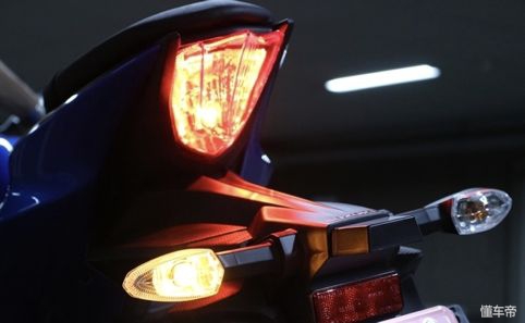 铃木gsxr150试驾视频,铃木gsxr1000r试驾评测