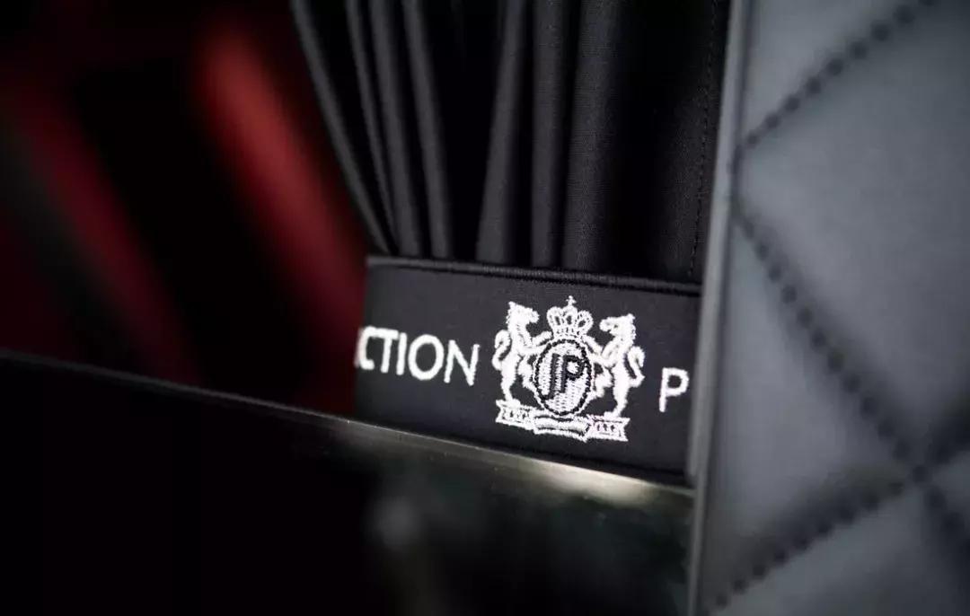 土豪金轮毂要配什么,土豪金纺车轮