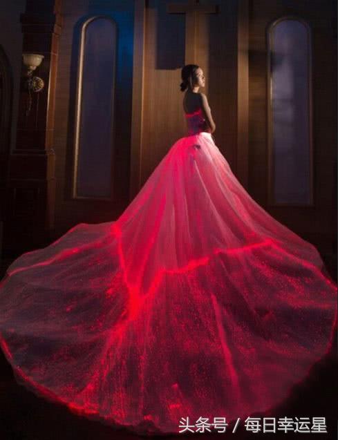 十二星座各自代表的创意婚纱，天秤座的温情似火，白羊座是冰山！