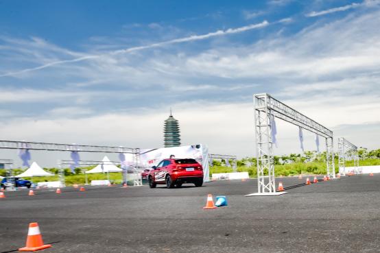 c罗巅峰对葡萄牙体育进球,c罗巅峰球赛