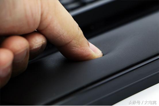 雷蛇光蛛键盘评测,雷蛇键盘猎魂光蛛精英版测评