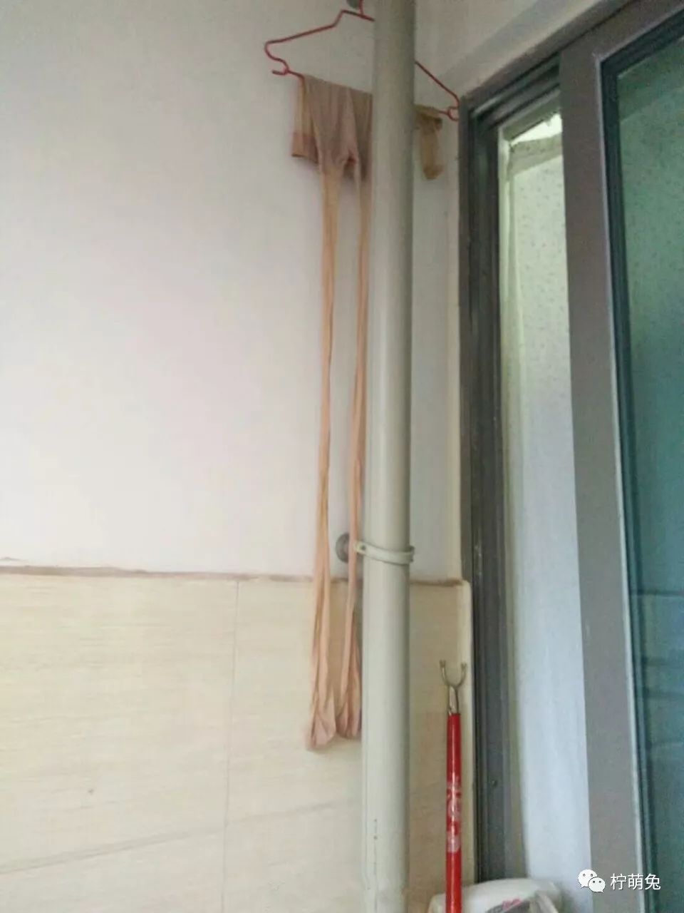 网友晒室友搞笑段子,室友糗事