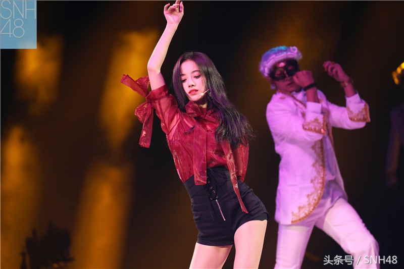 snh48第五届总决选鞠婧祎表演,snh48第五届总决选鞠婧祎演出