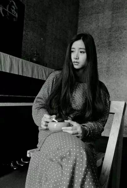 气质自拍怎么拍,最有个性的自拍技巧