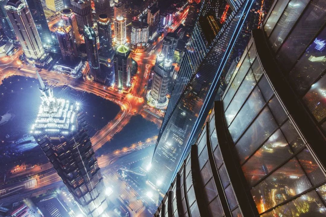 师傅跟你说节约一点你应该怎样说,师傅对我很严格我该怎么说