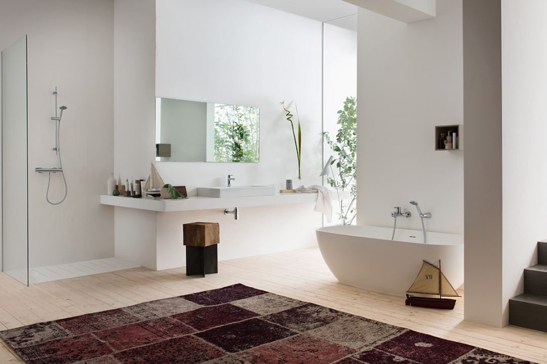 浴缸淋浴房设计,大空间浴缸淋浴房设计