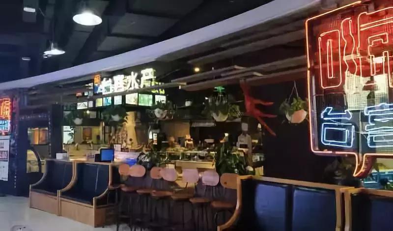 春熙路适合一个人吃的美食推荐,成都春熙路群光广场美食推荐