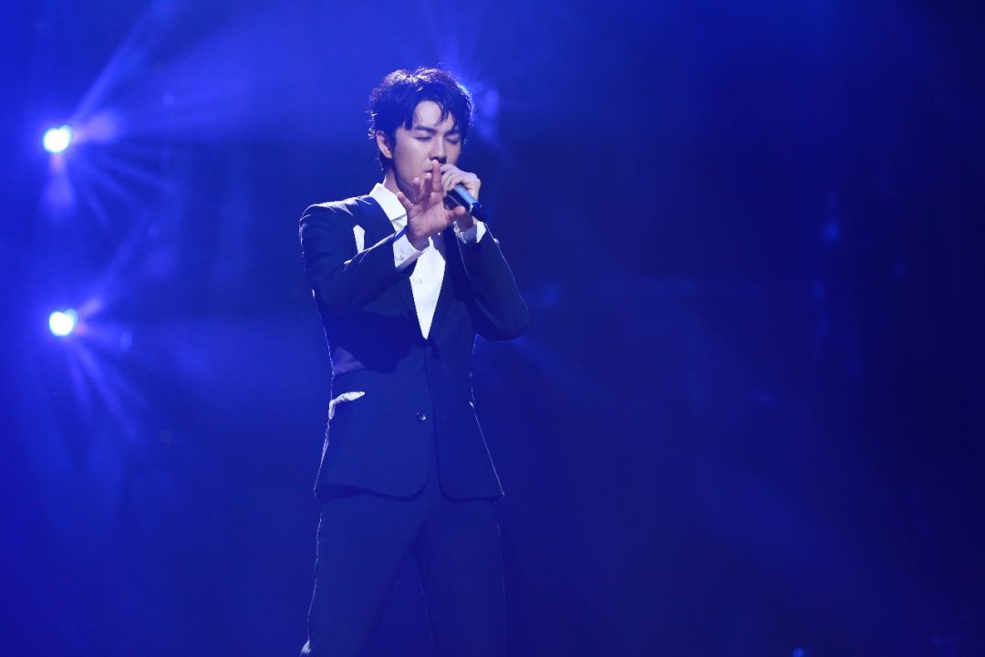 金曲捞之挑战主打歌邓紫棋,金曲奖吴克群