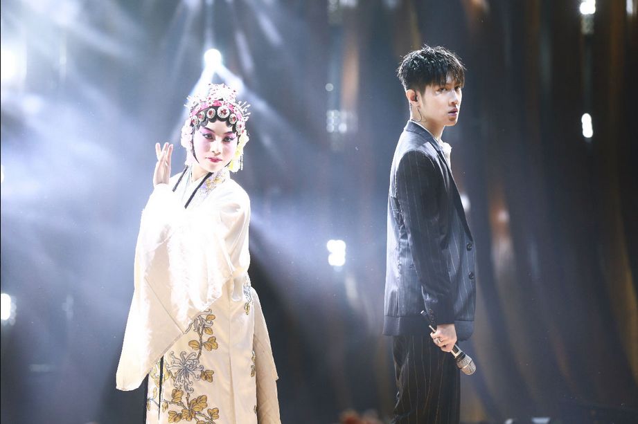 金曲捞之挑战主打歌邓紫棋,金曲奖吴克群