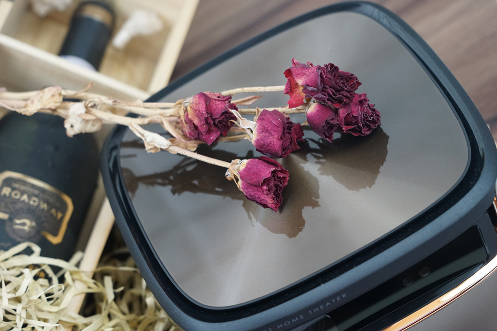 坚果v9动态对比度,坚果v9最新视频