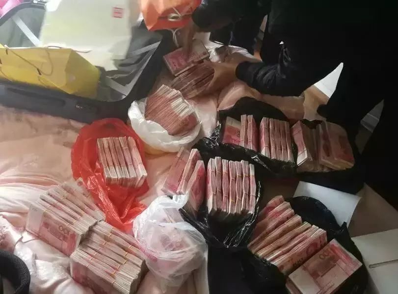 出售淫秽小视频什么罪,年轻小伙贩卖小视频从中获利