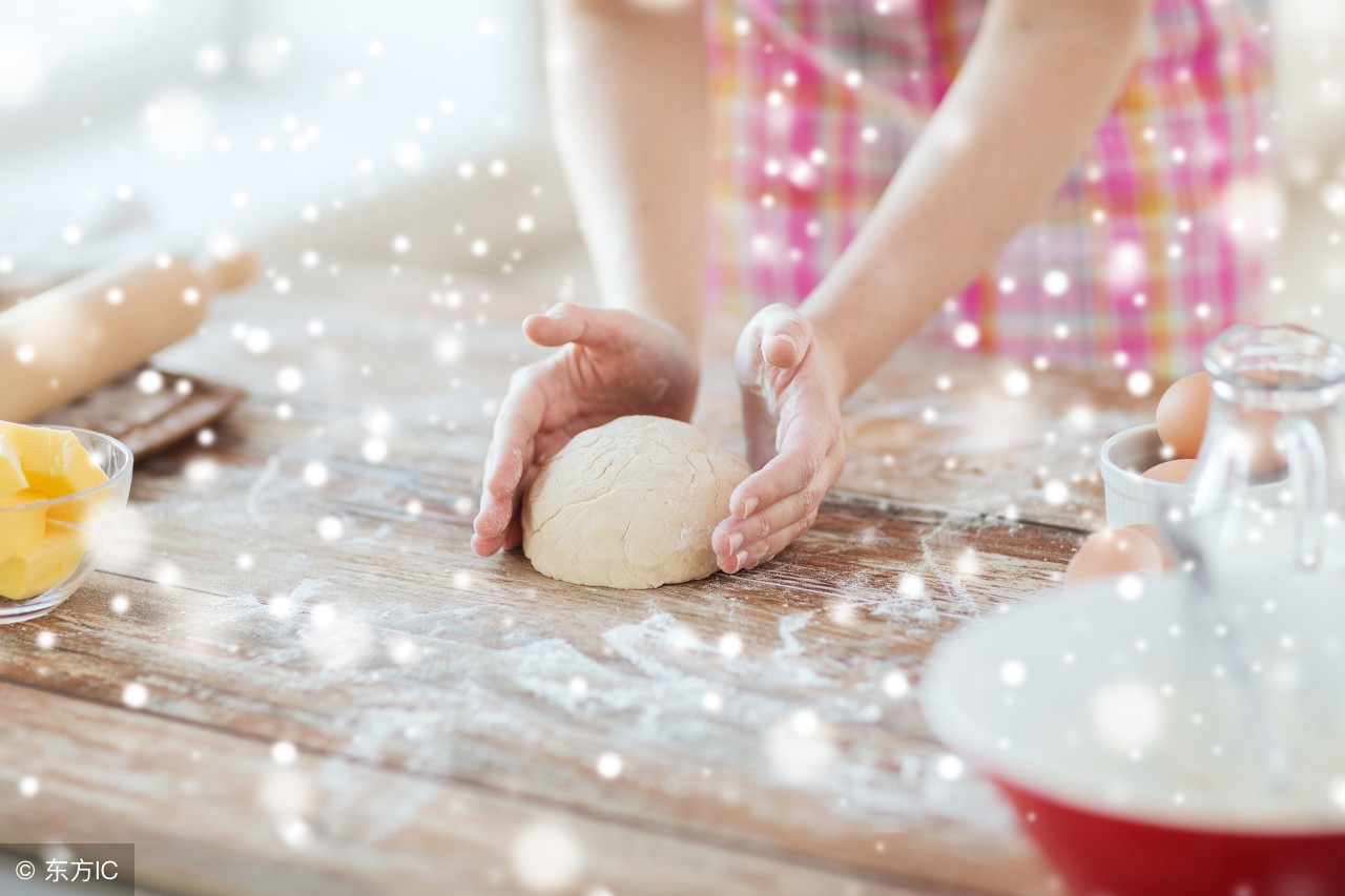 因为喜欢吃甜品就喜欢做甜品,因为喜欢吃甜所以做甜品