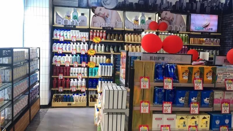 情定七夕节全场钜惠免费换新款,情定七夕璀璨珠宝甜蜜出击