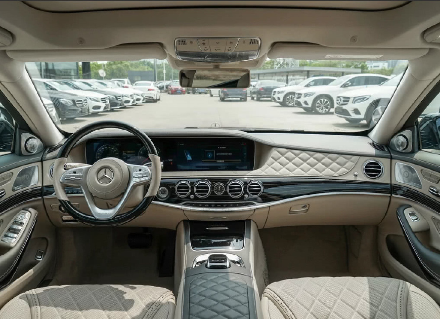 奔驰迈巴赫多少钱一辆价格表,迈巴赫商务车200万