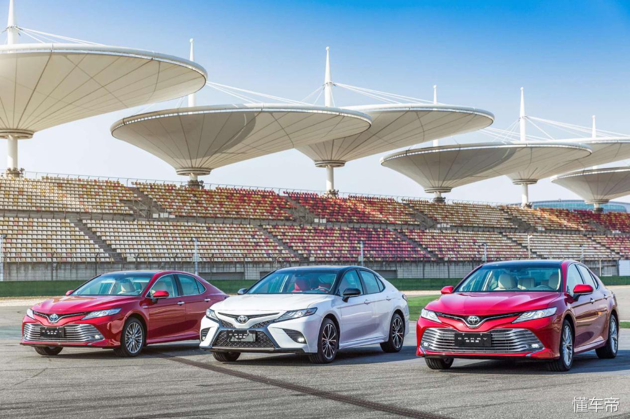 全新凯美瑞是哪一代,凯美瑞2022款全新混动换代升级