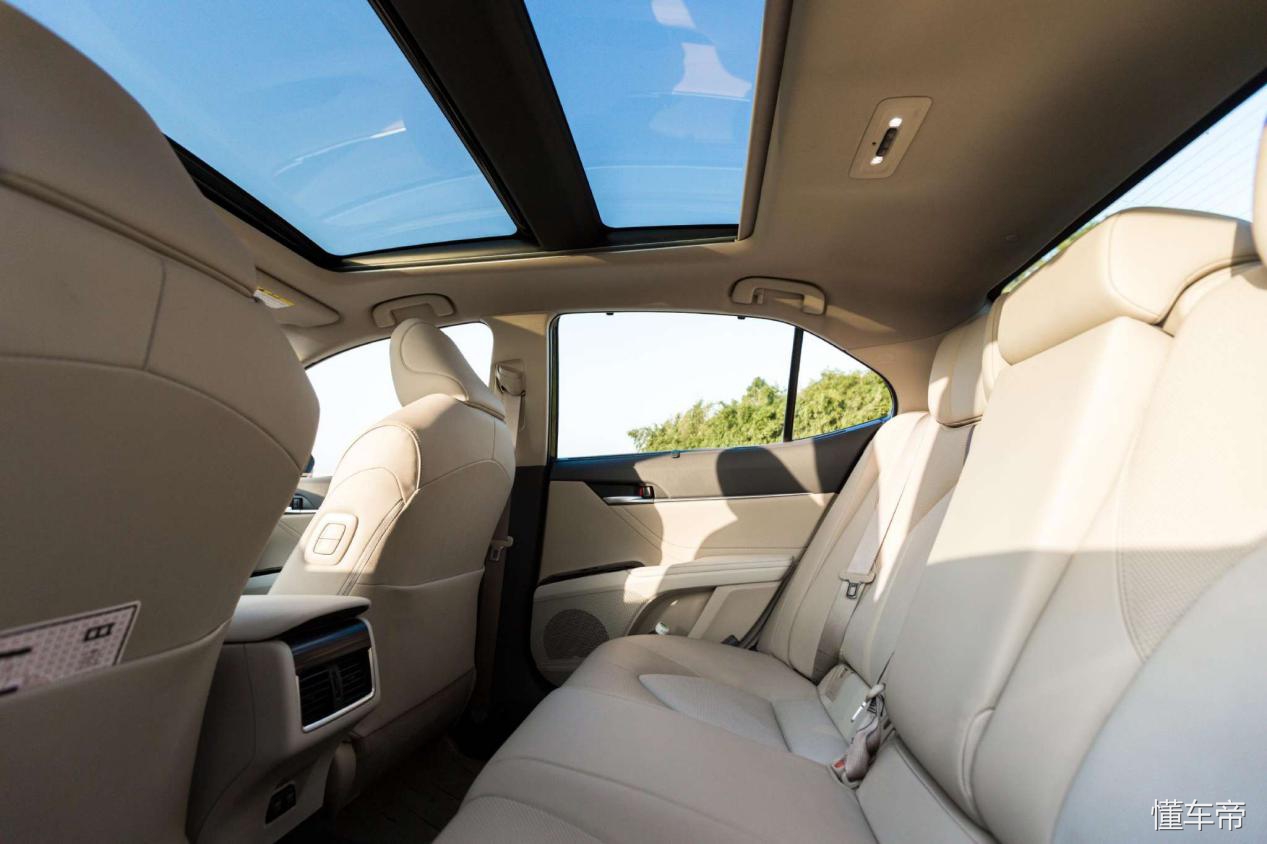 全新凯美瑞是哪一代,凯美瑞2022款全新混动换代升级