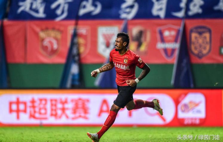 大连战平上海夺冠,大连战胜成都