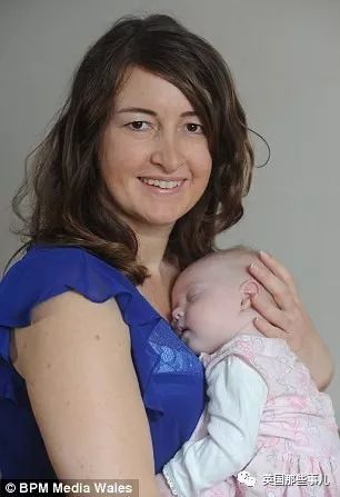 天生一对怀二胎女儿,天生两个子宫的人