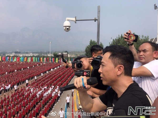 甄子丹回学校,甄子丹去少林寺塔沟武术学校