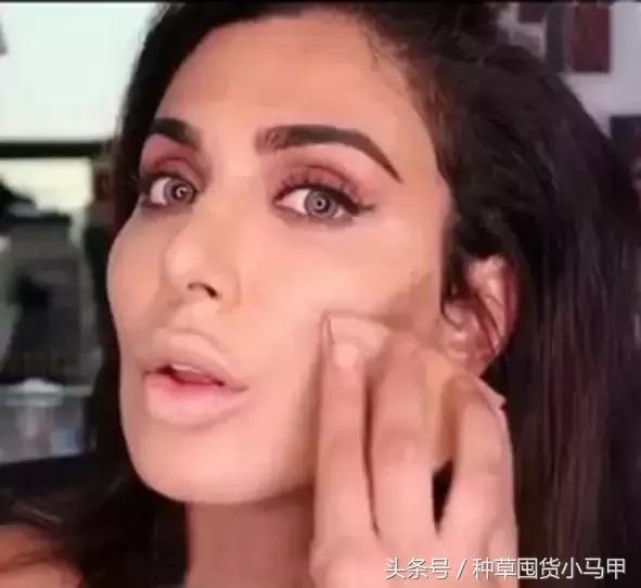 哪款粉底液粉扑最好上妆,粉底刷和气垫粉扑哪个上妆比较好