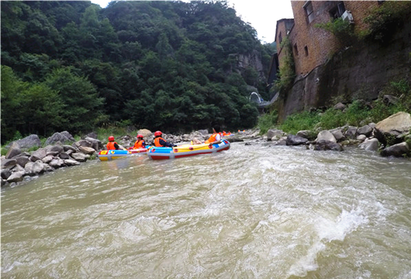 八月份适合旅游的避暑地方,磐安乌石村清凉避暑好去处