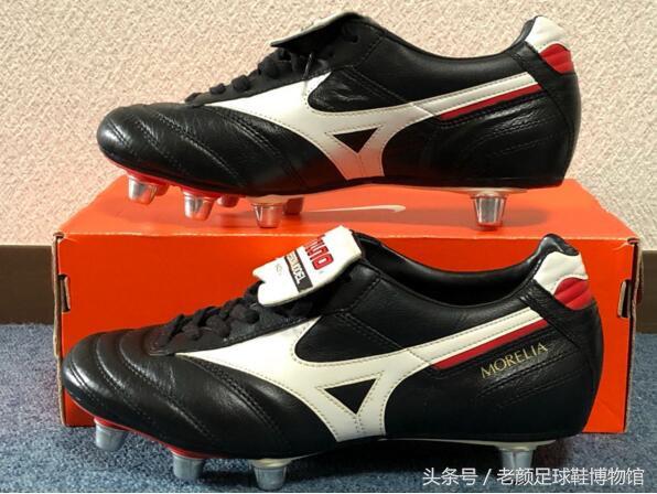 世界杯鸳鸯足球鞋,世界杯彪马鸳鸯足球鞋绿橙