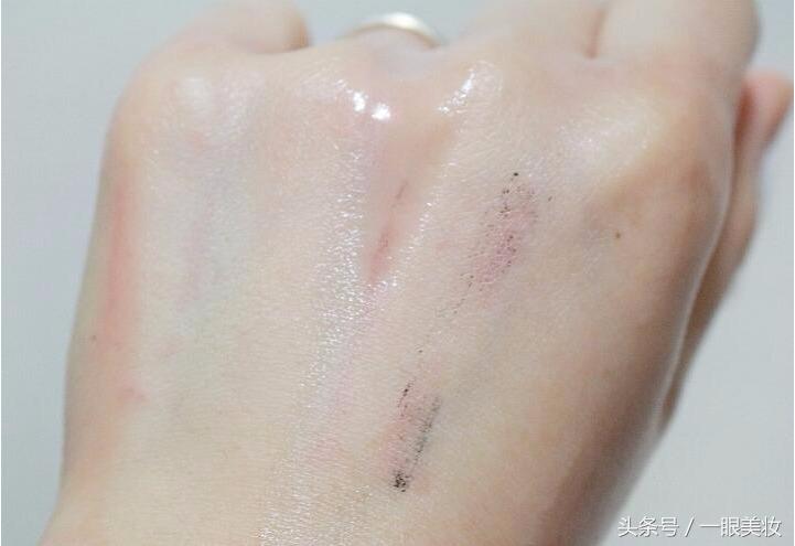 卸妆彻底水润感强，DHC深层清洁卸妆油试用