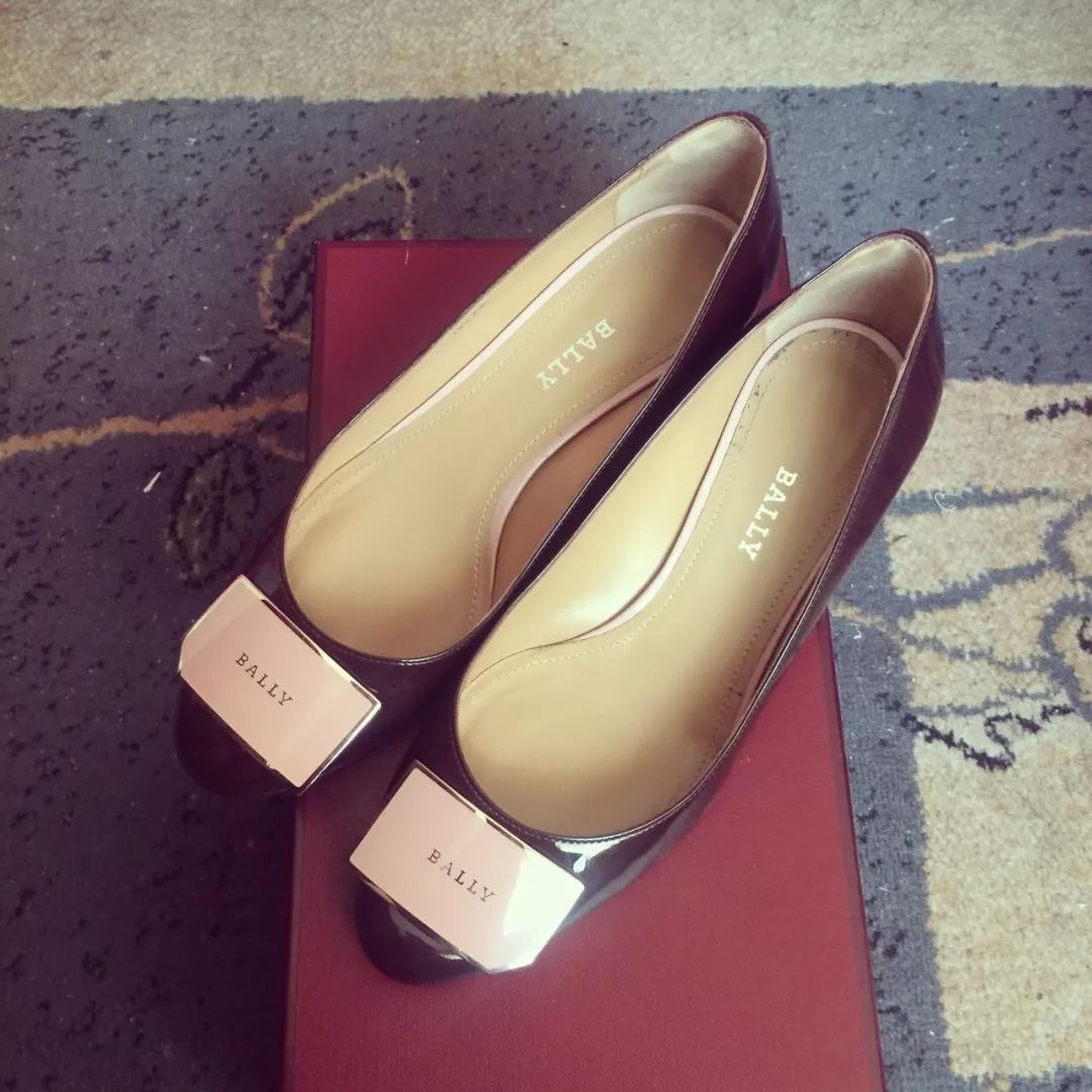 方扣单鞋好看吗,方扣鞋老气