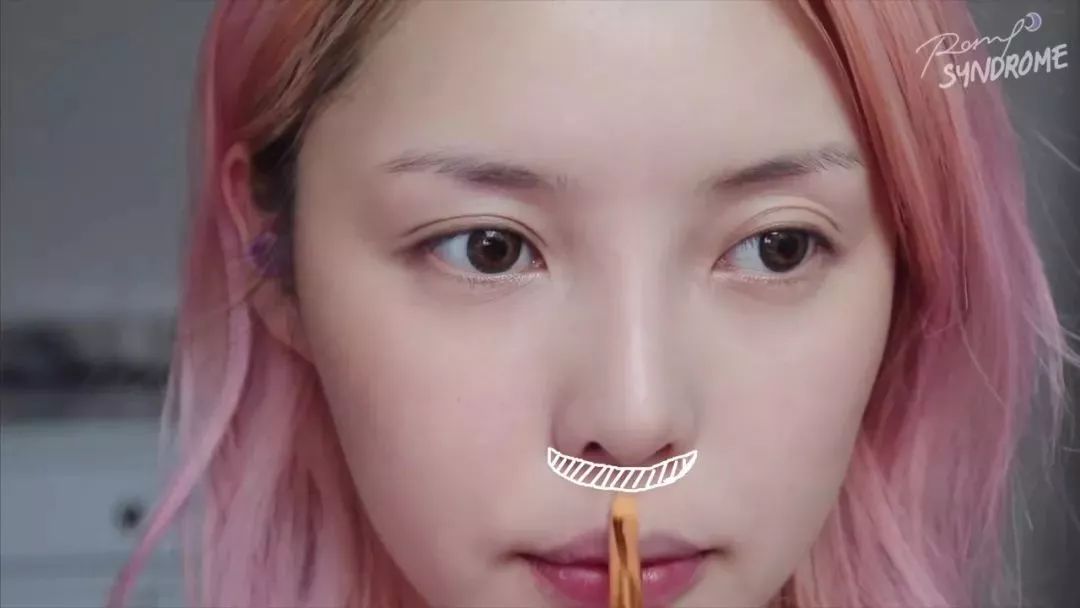 pony推荐精致眼妆,pony妆容夏日度假