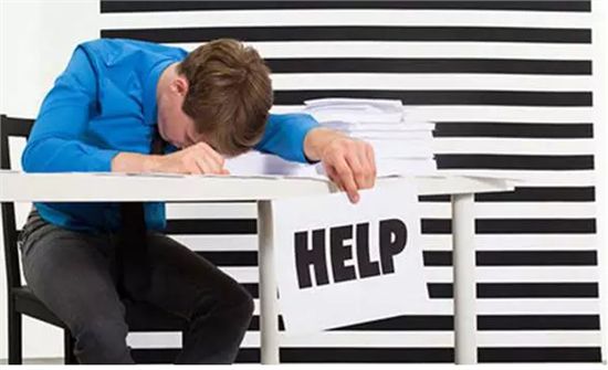 职场死脑筋怎么治疗,职场暴毙的四种行为