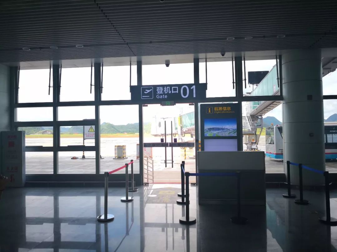 兴义t2航站楼视频,兴义机场t2航站楼的登机口在哪里