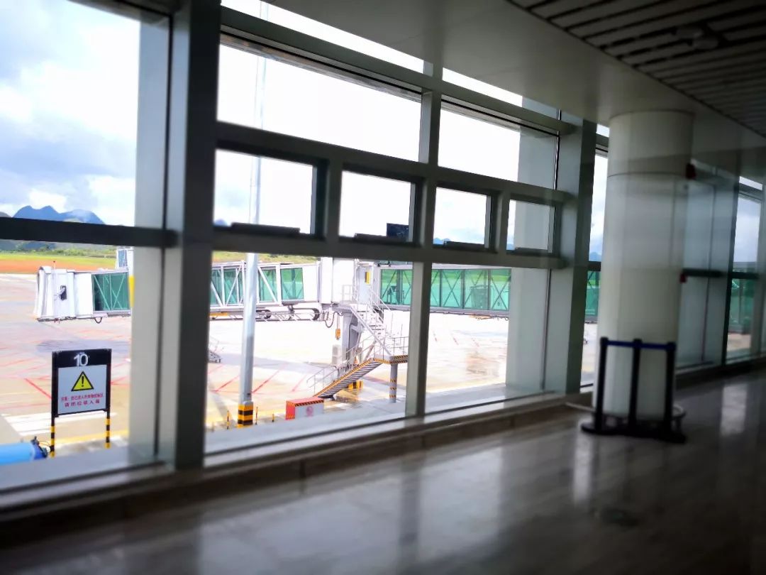 兴义t2航站楼视频,兴义机场t2航站楼的登机口在哪里