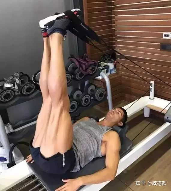 国足为啥进不了世界杯搞笑视频,国足为什么进不了世界杯深度分析