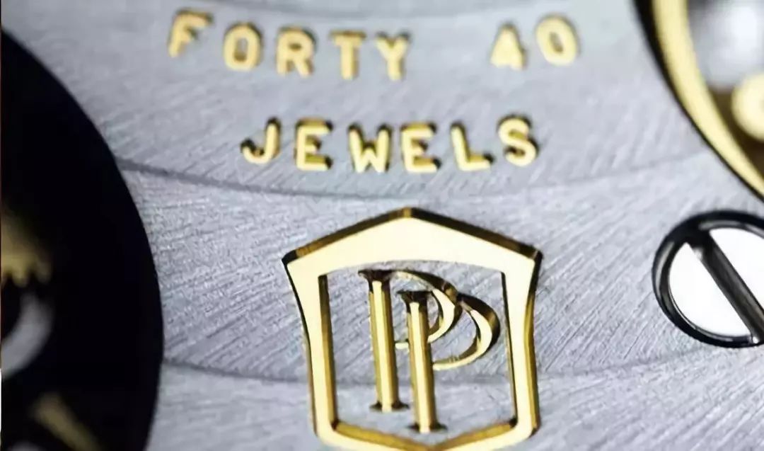 手表一天快30秒正常吗,手表走得快是不是假的