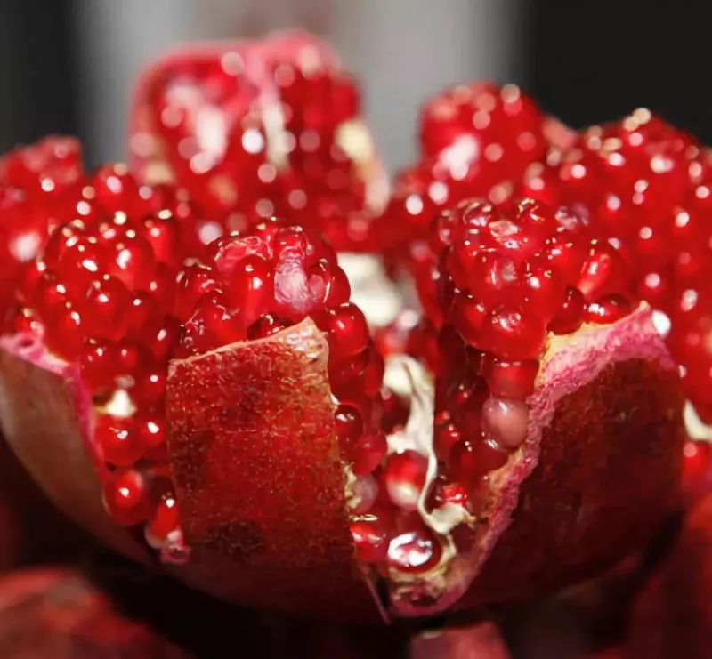 酸酸甜甜就是我原创是英文歌曲吗,酸酸甜甜就是我清唱女