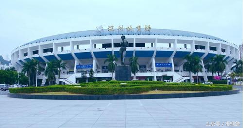 深圳观澜足球场,深圳室内足球场