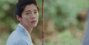 鹿晗长生果之美颜暴击,关晓彤鹿晗吻戏甜蜜的暴击