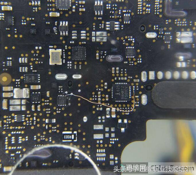 苹果笔记本开机出现问号怎么办,2010苹果笔记本开机出现一个问号