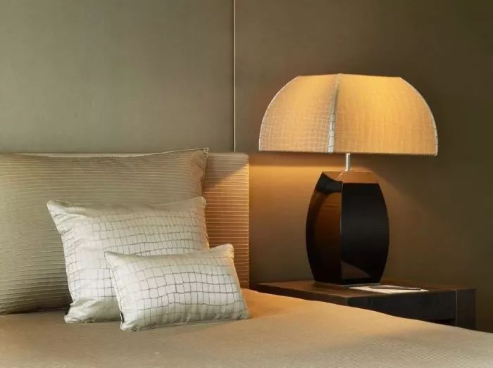 创意暴走办公室视频,创意暴走自带灯光秀的建筑