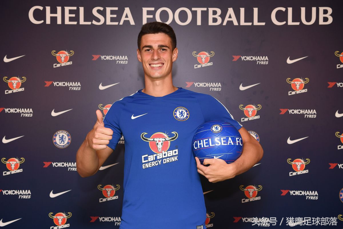 德赫亚18年最佳门将颁奖照片,德赫亚守门员身价