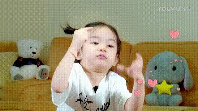 孩子臭美如何引导,女儿爱臭美如何正确引导