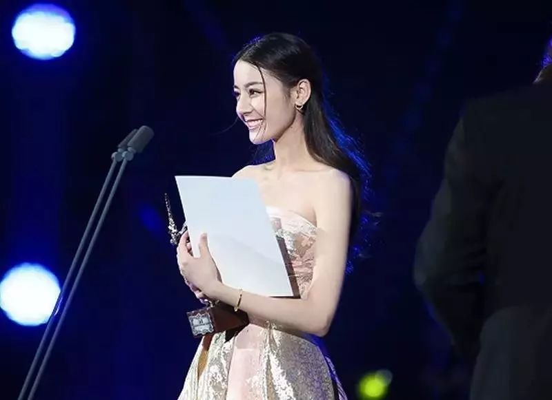 女明星同款手链平价 (明星同款手链平价)