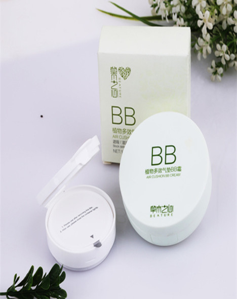 分享最简单的化妆品,分享一个好看的妆容